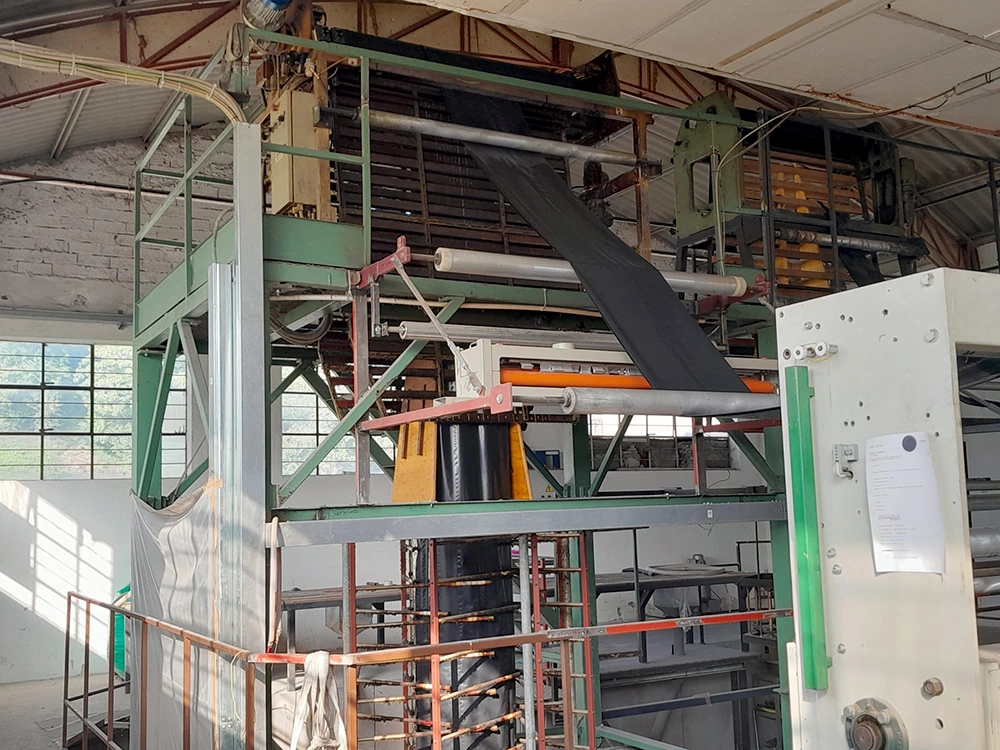 Sede di Effedia Srl, interno del laboratorio.